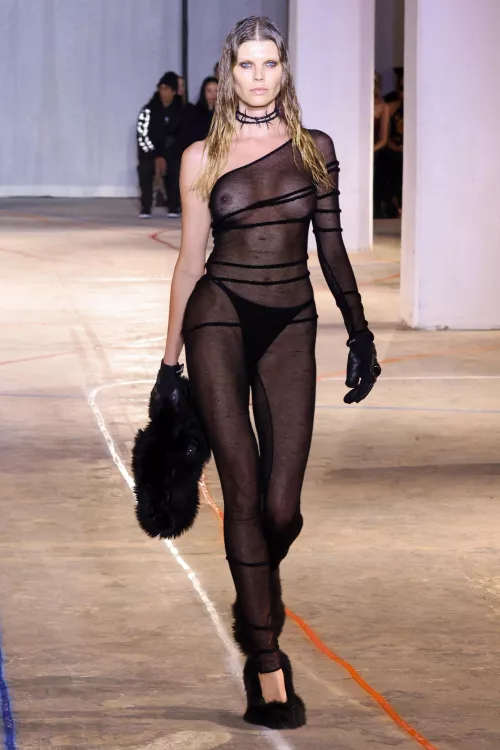 Maryna Linchuk by smrfk