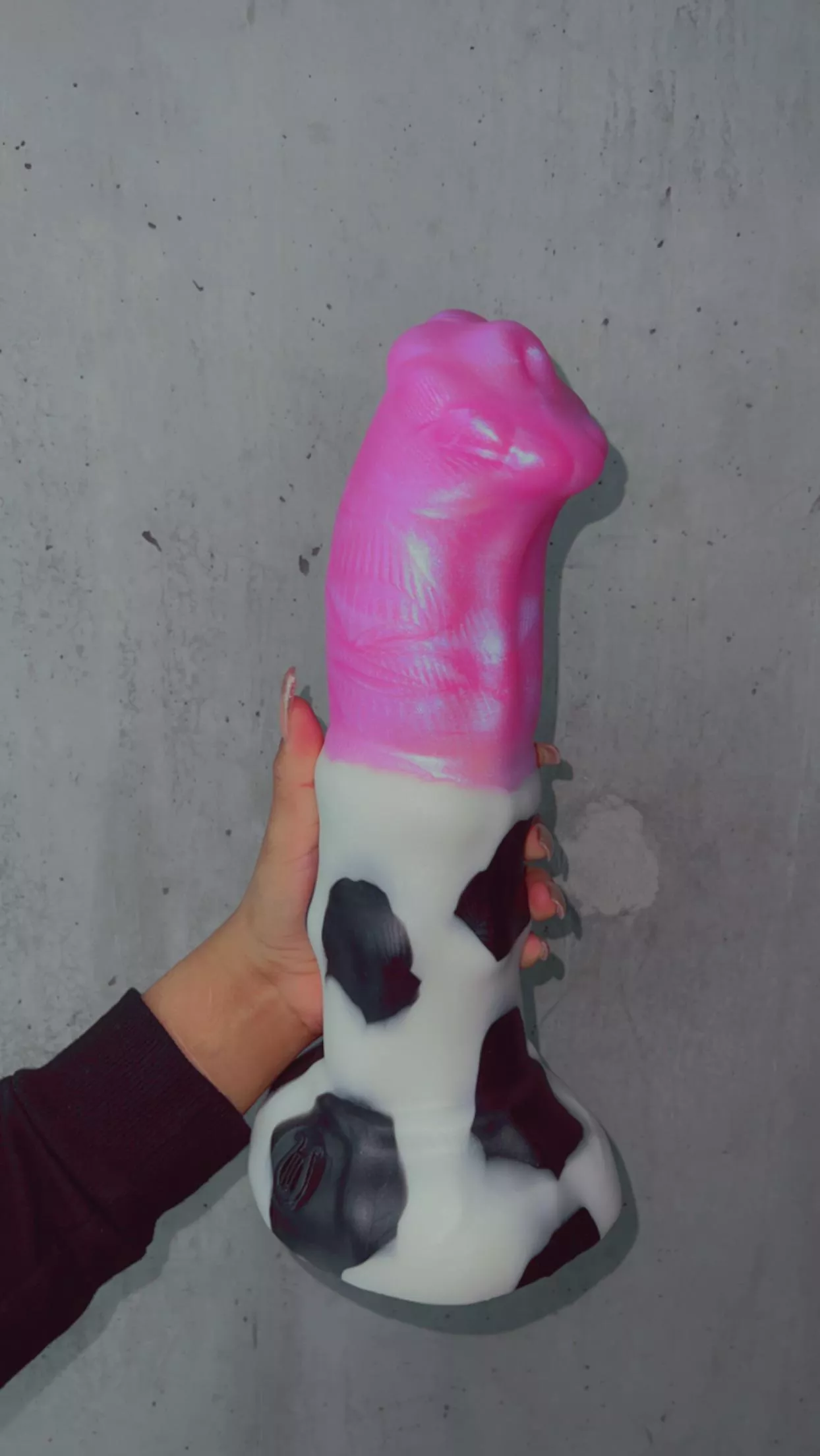 My XL Minotaur custom from the wandering bard came in 😍😍 it is absolutely gorgeous 💗💗 posted by bvby_corina