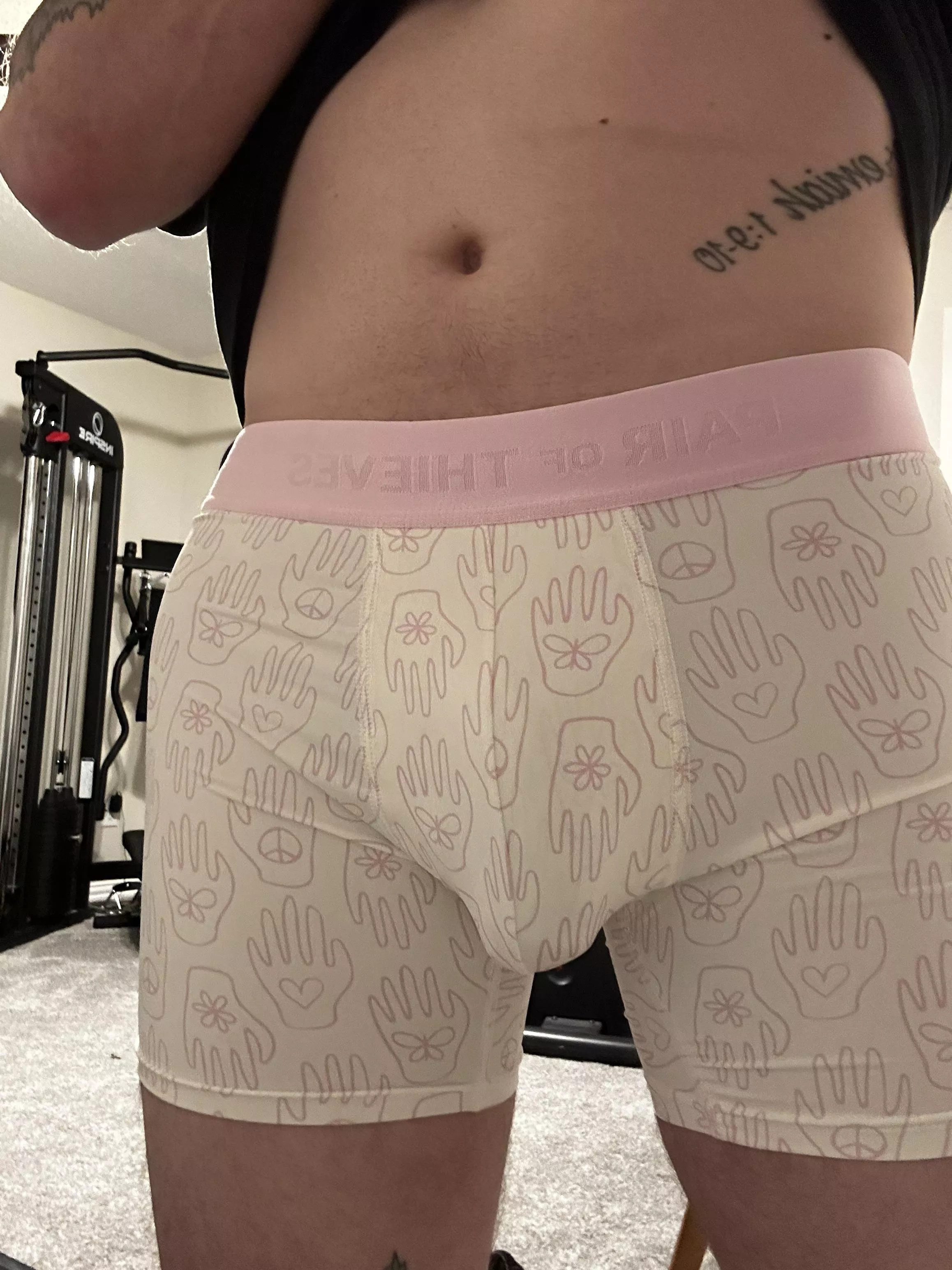 Pair of Thieves fans?? posted by Evening_Lab4171