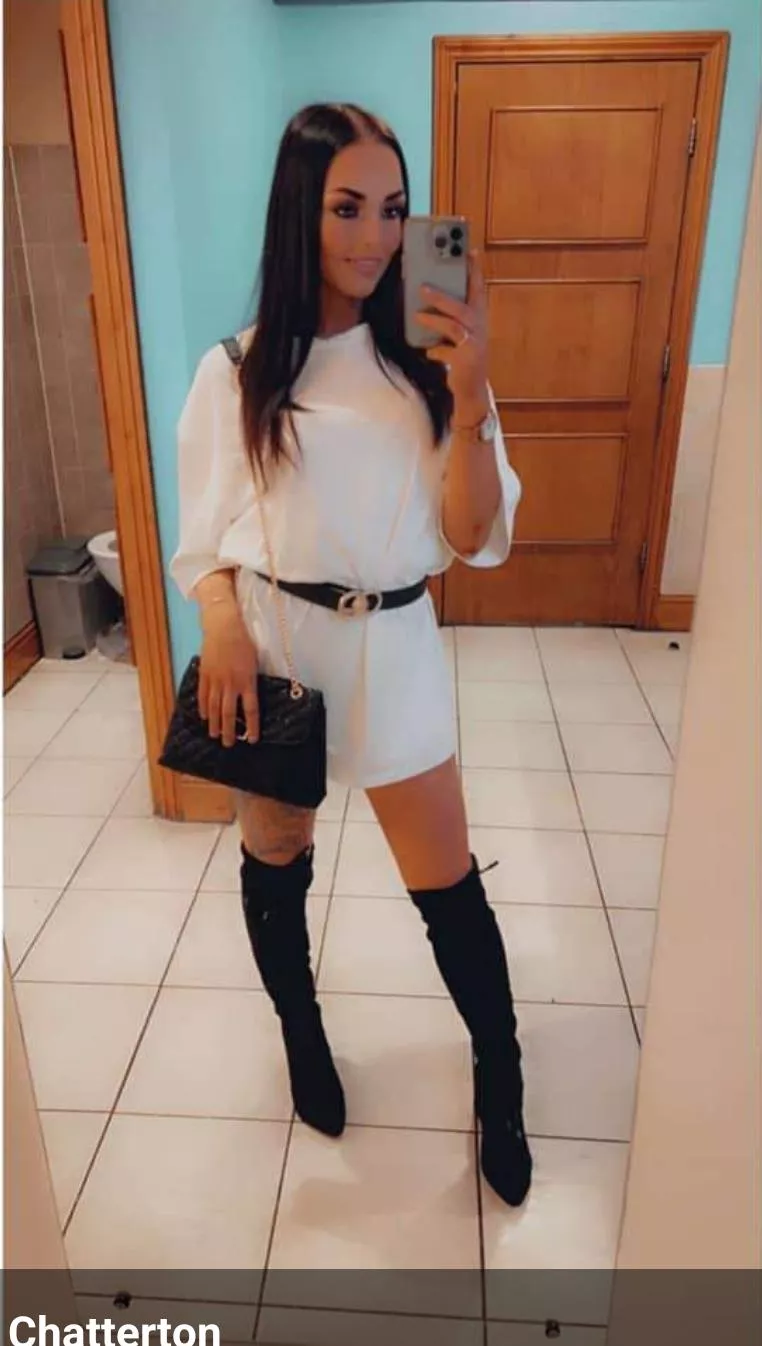 Shelly posted by Englishgenttleman