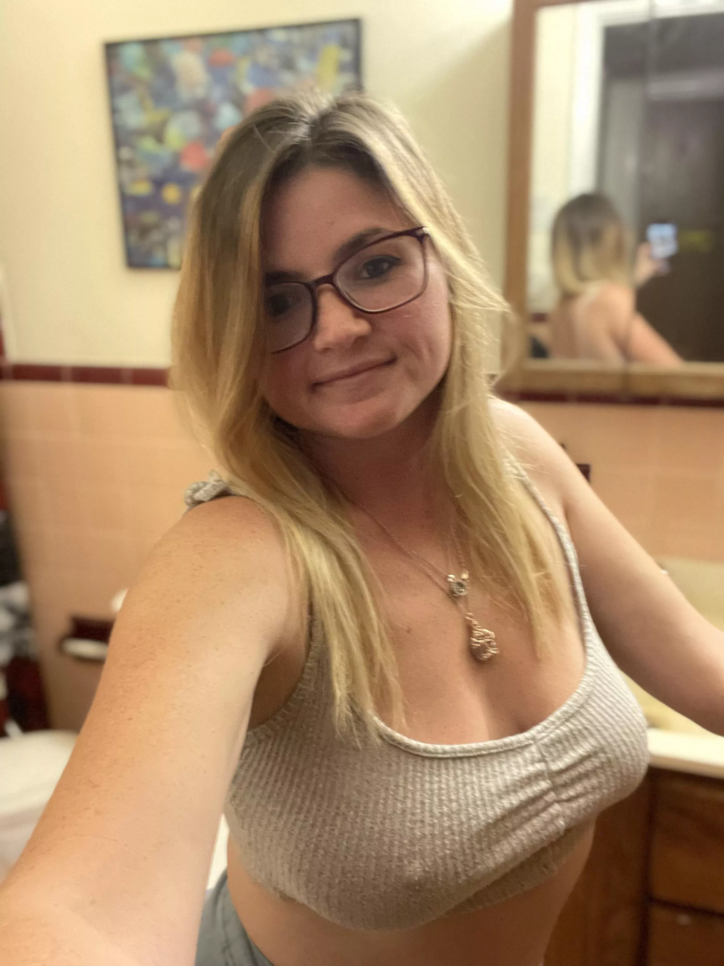 Showing some love to my fav subreddit (f) posted by Lilone07