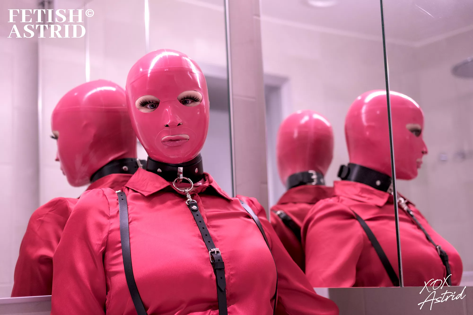 Very pink hooded girl wished you a happy monday 💋💖 posted by FetishAstrid