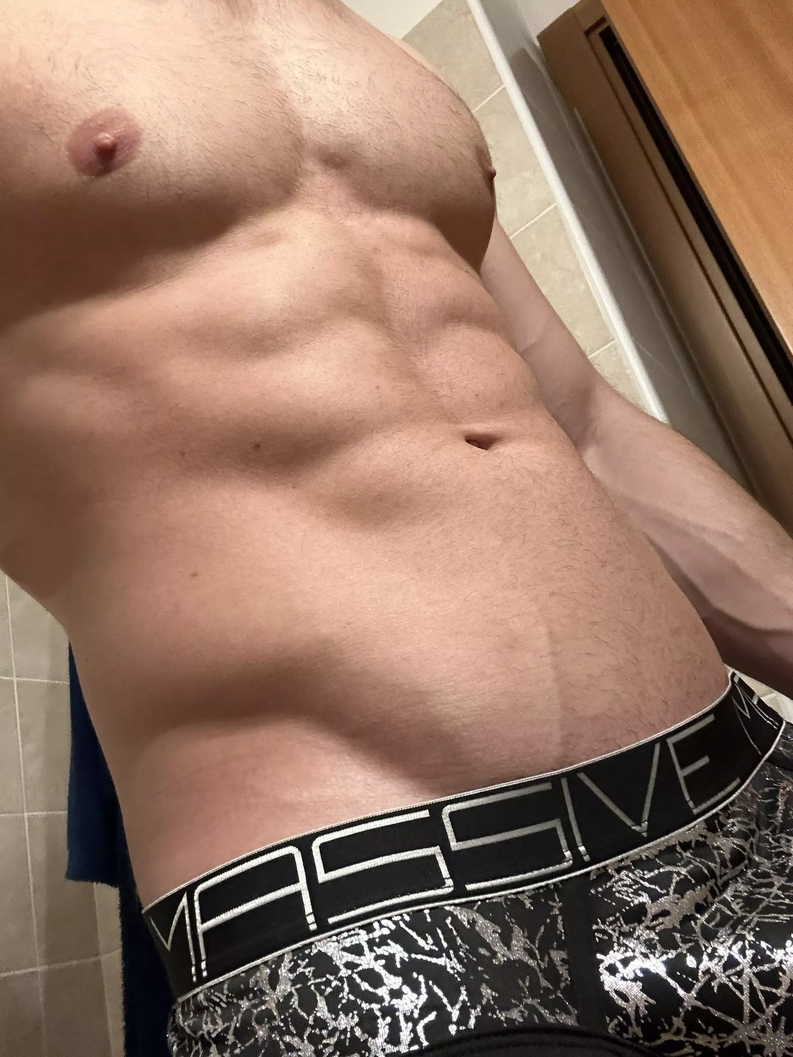 Wanna have fun? 🥵🥵 posted by ChriXXXL