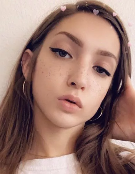 What’s up everyone ? posted by LanaX4