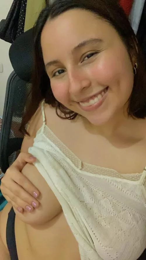 You guys really like my breasts by Happpytobeheree