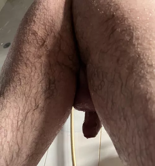 a chosen few can get close😈 by eletricWizard95