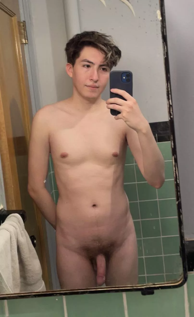 A lucky commenter gets a surprise in their DMs posted by Andwig57