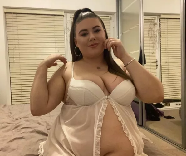 BBWs take cock best by goddess_chloe97