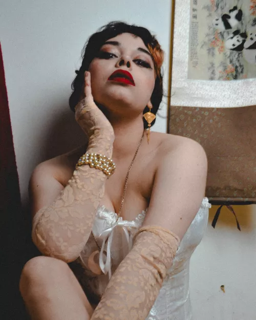 Burlesque style by theladybug888