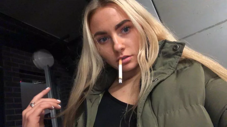 can a smoker girl post here without nudity or filters and still get likes? by yourperfectblondie