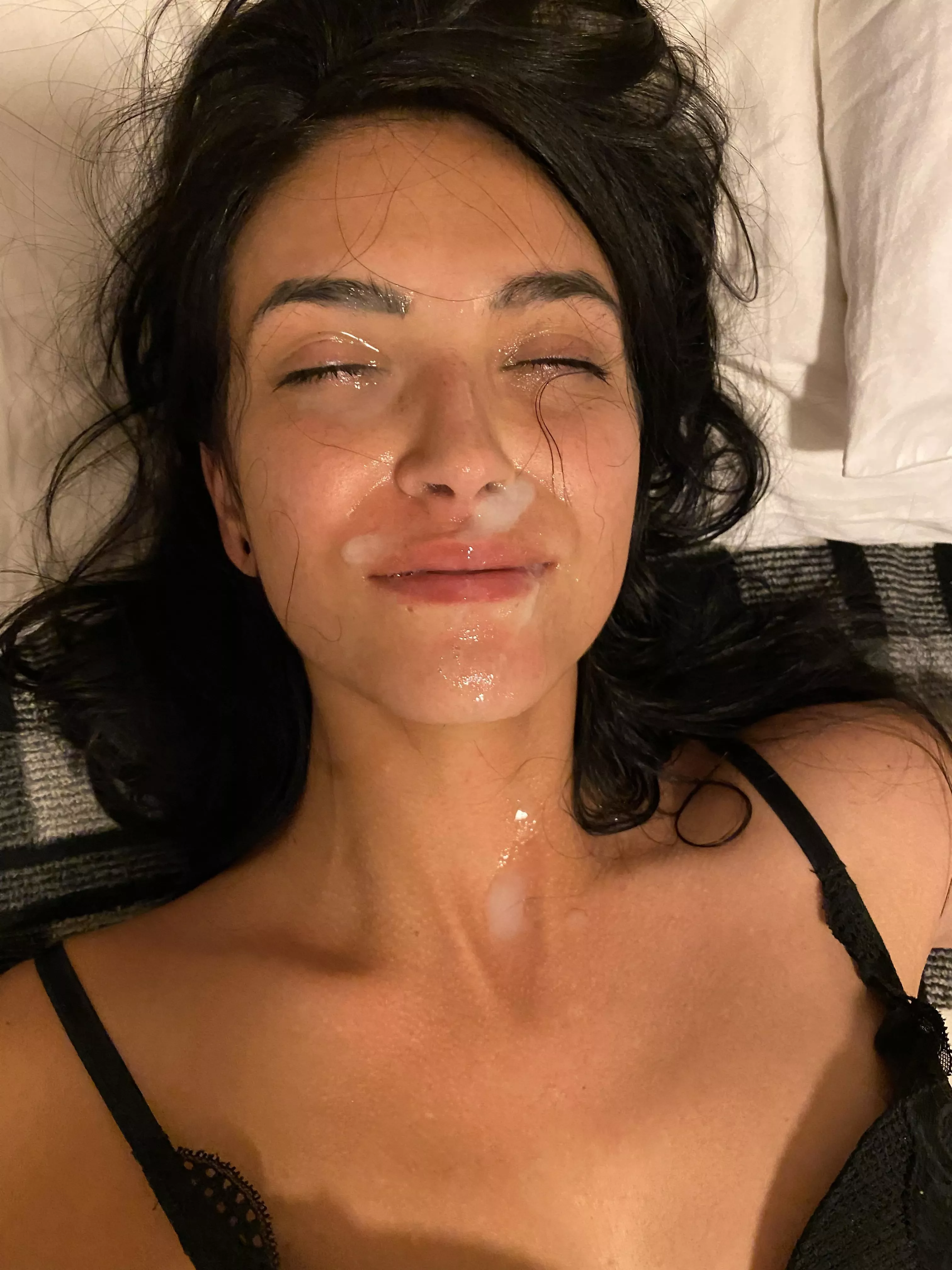 Cummy smile posted by xCaptain_Mofo