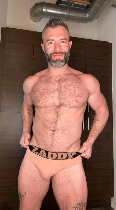 Daddy is waiting... posted by Pete_Nash