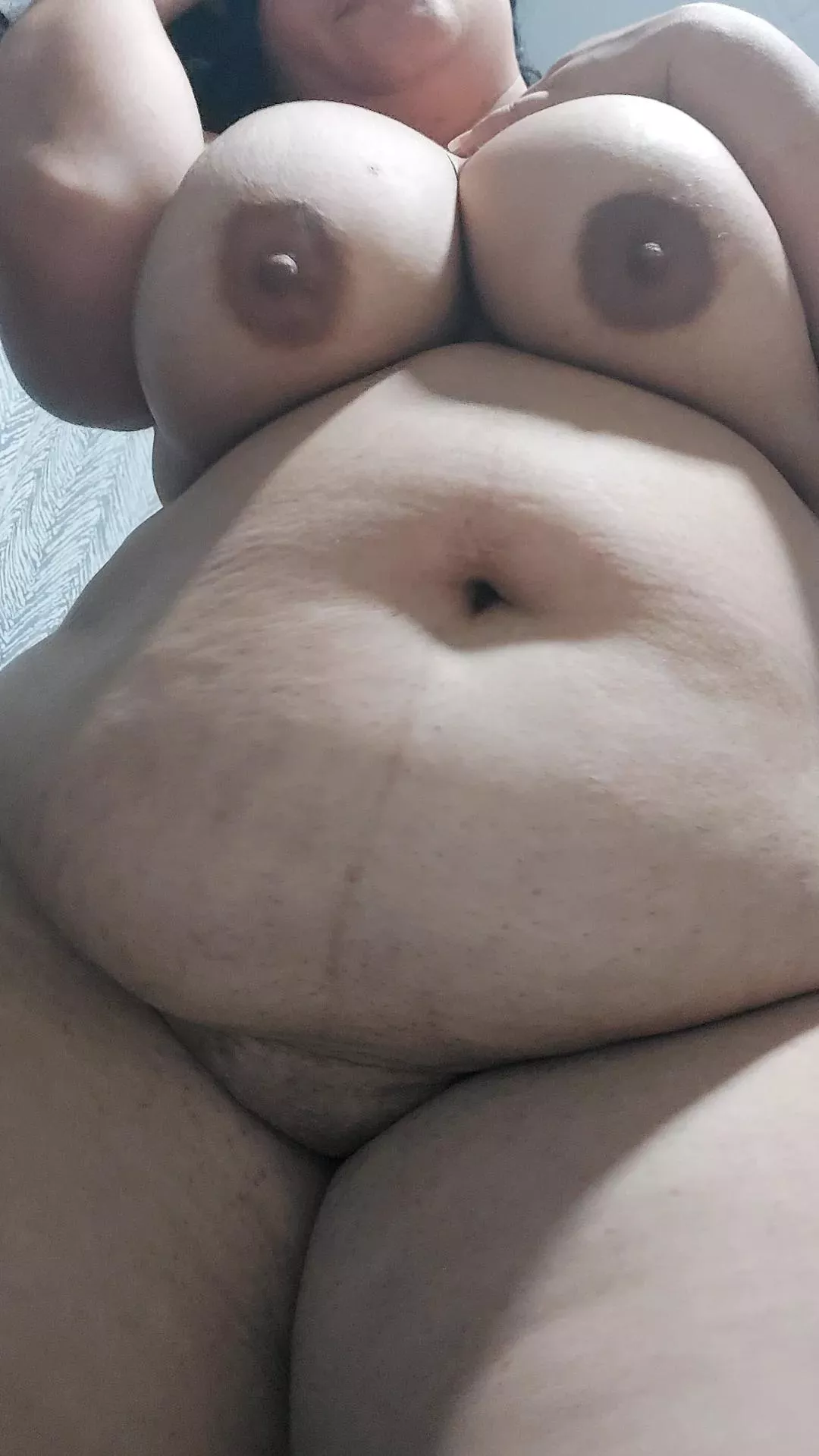 Do u like what u see 😏 posted by Kindly-Interview9772