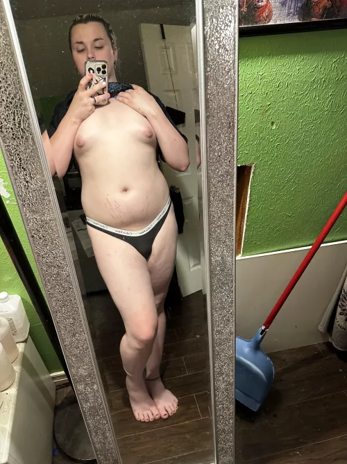 Do y’all like thicc and curvy or thicc and athletic? by Kavantas666