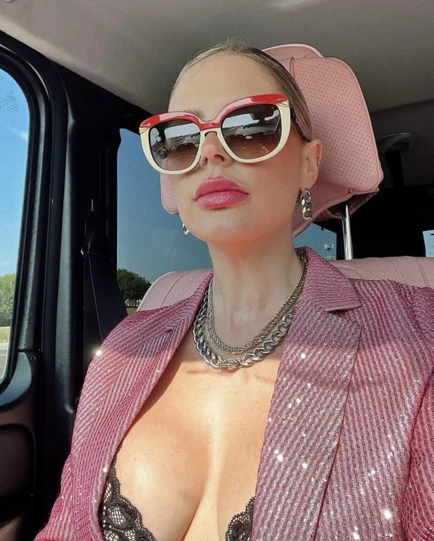 Elena Davies (BB19) posted by PowerInspector