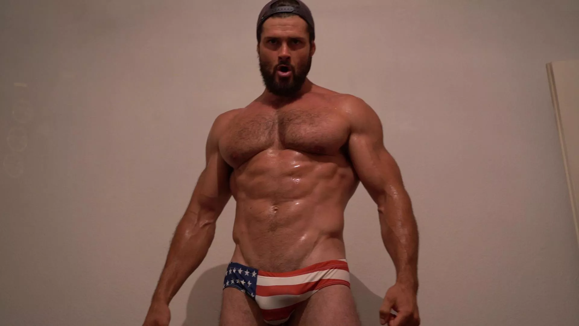 Enjoy the beast during the holidays to my American friends! posted by beastmuscleshow