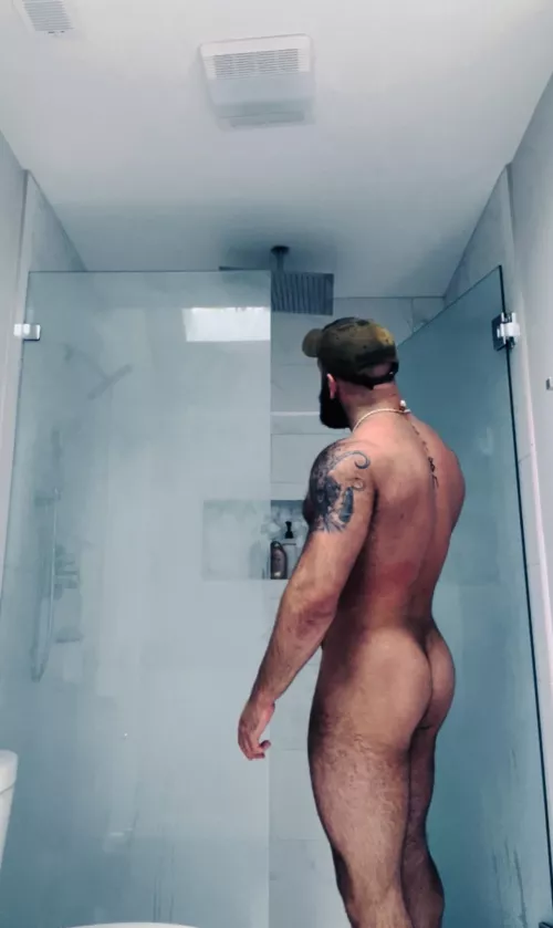 Enjoying my vacation [M] by RetchX