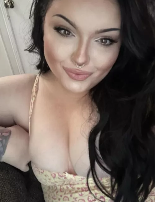 Hi!! by Valentinapetrov