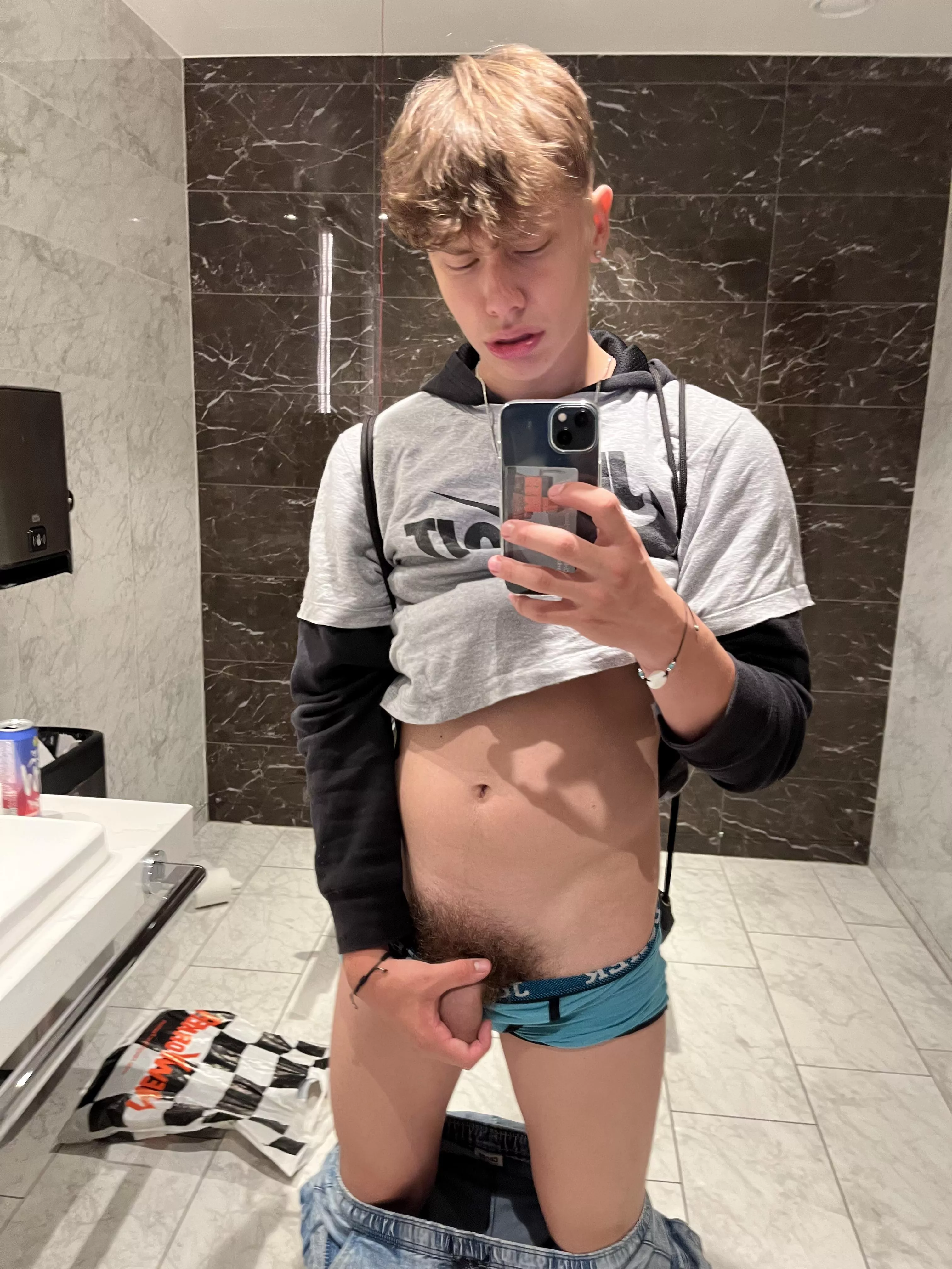 I get so turned on by the thought that someone could walk in on me like this.🤤 posted by Jessdudez