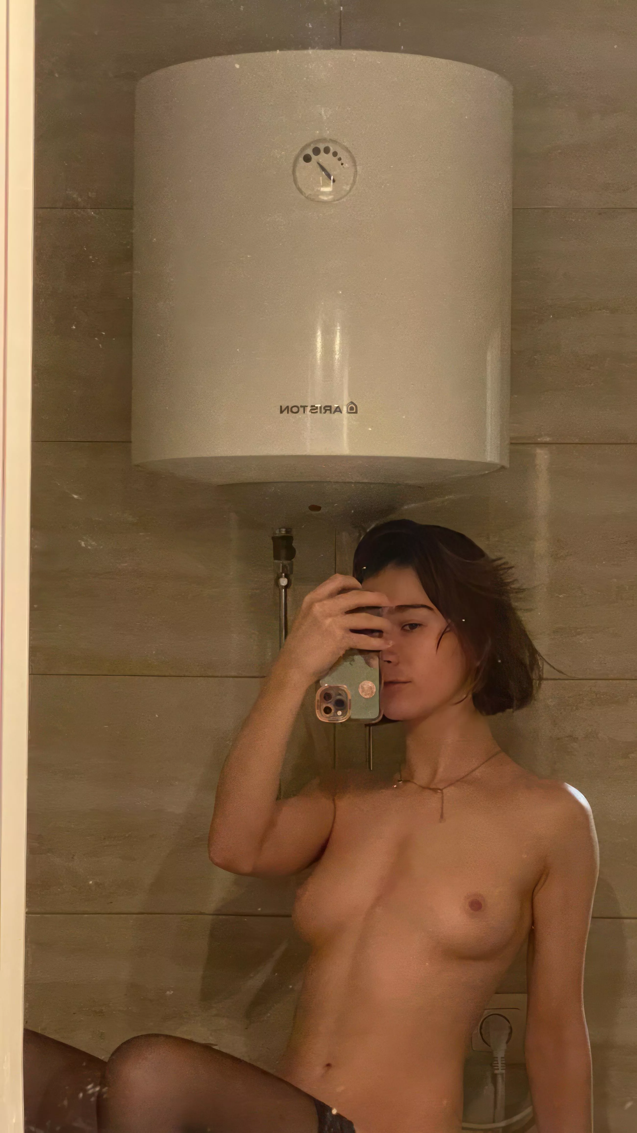 I like to please you with my beautiful tits posted by Spyderhack1982