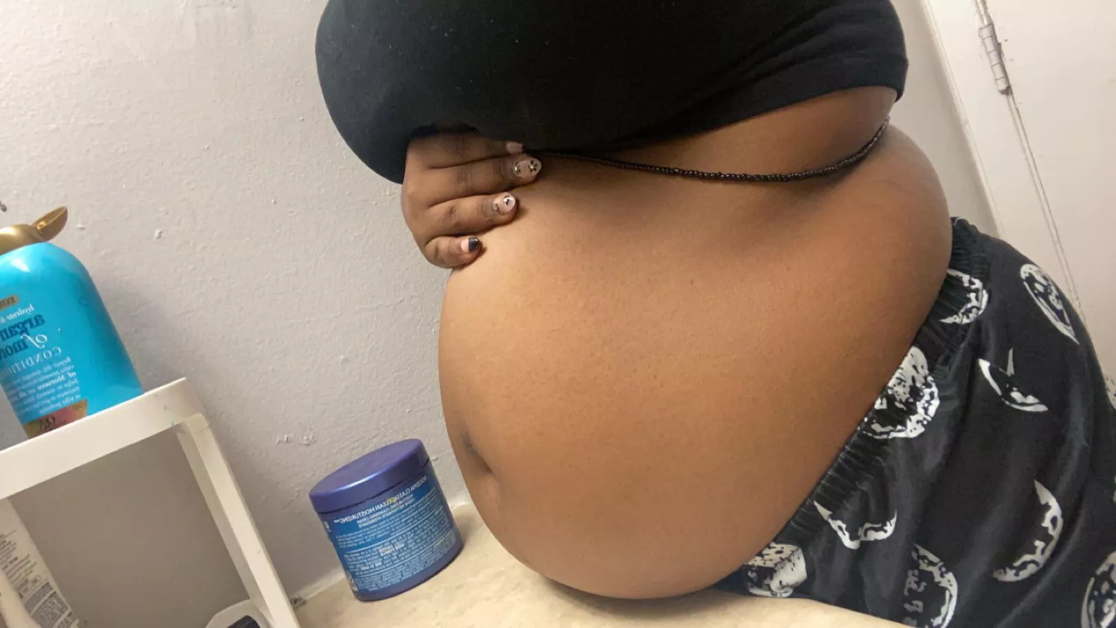 I love feeling huge 😩🍔 posted by Wonderful_Hippo_5233