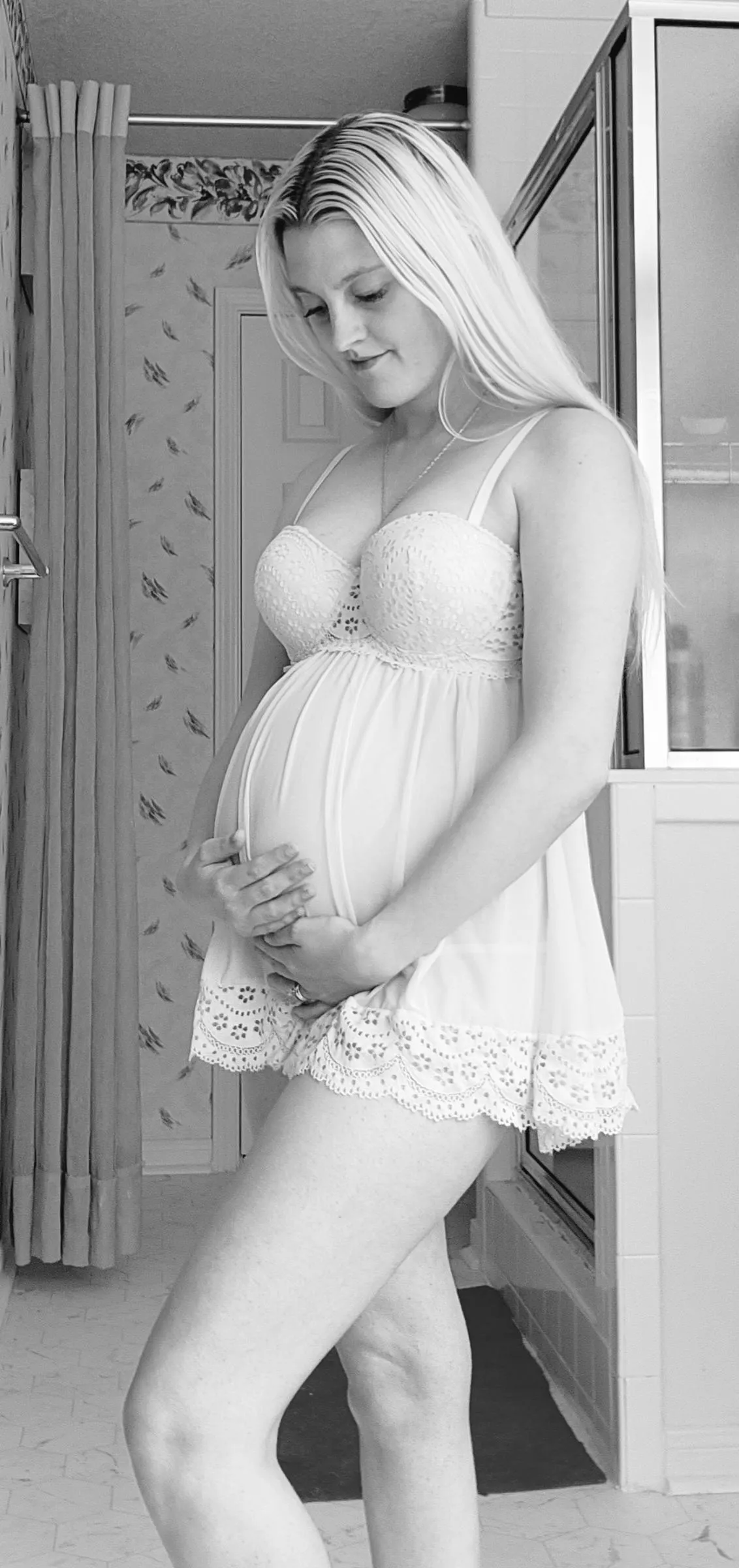 I need someone to come take my top off posted by Shorty02_14