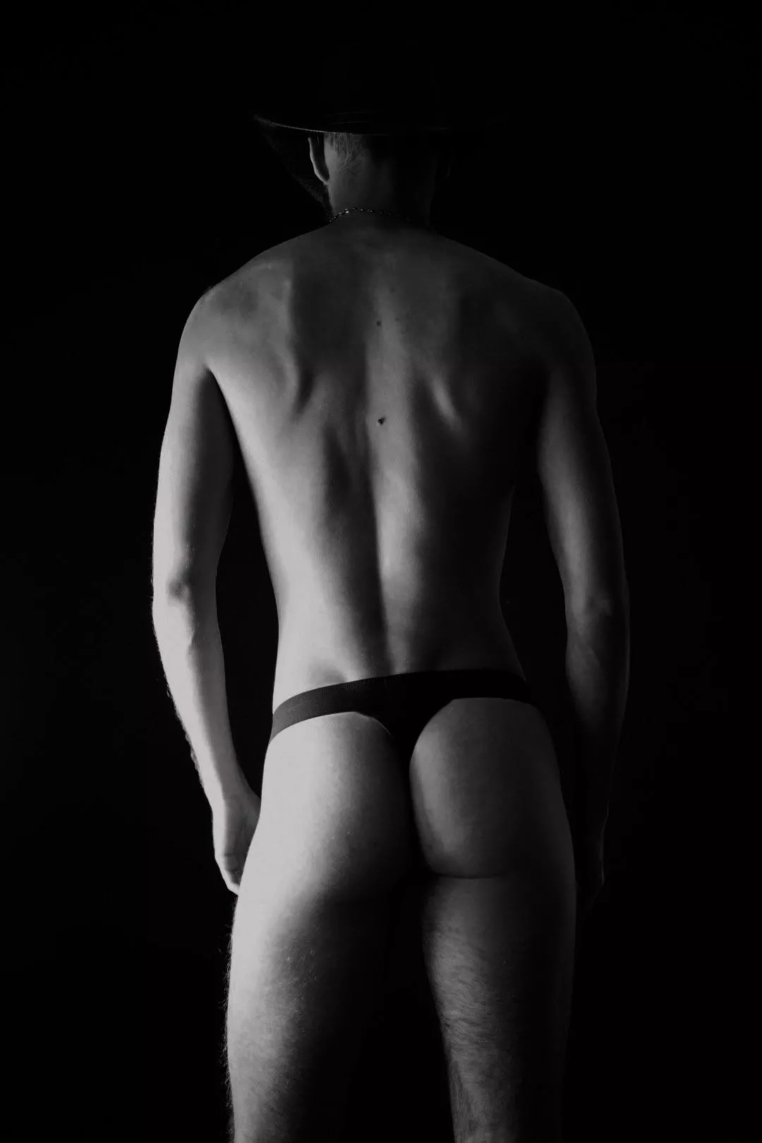 I only have one thong posted by MysteryManOF