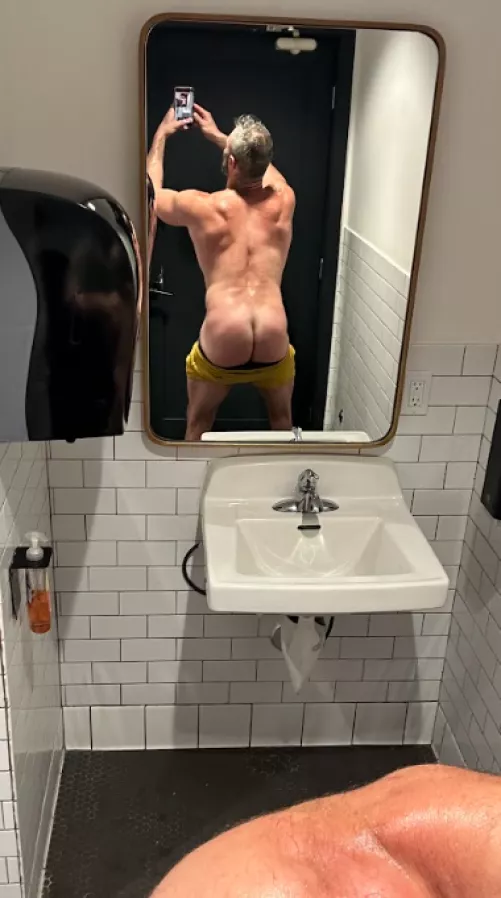 I'm teaching you how to get the best view of your ass by Pete_Nash