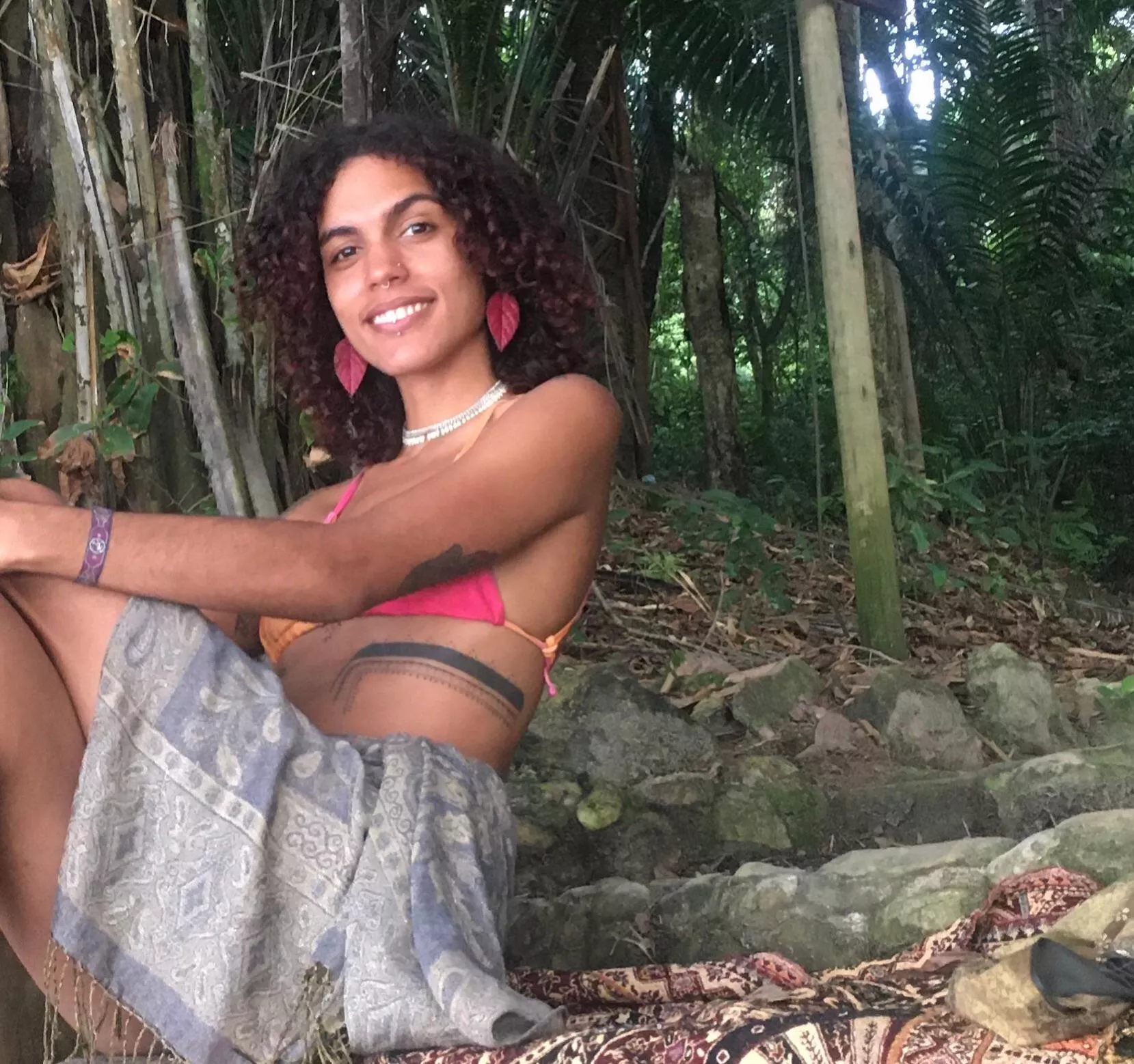 In front of me there was a beautiful view of the sea! Beach and forest is perfect for me! 🥰✨🐚🌳 posted by lala_lais