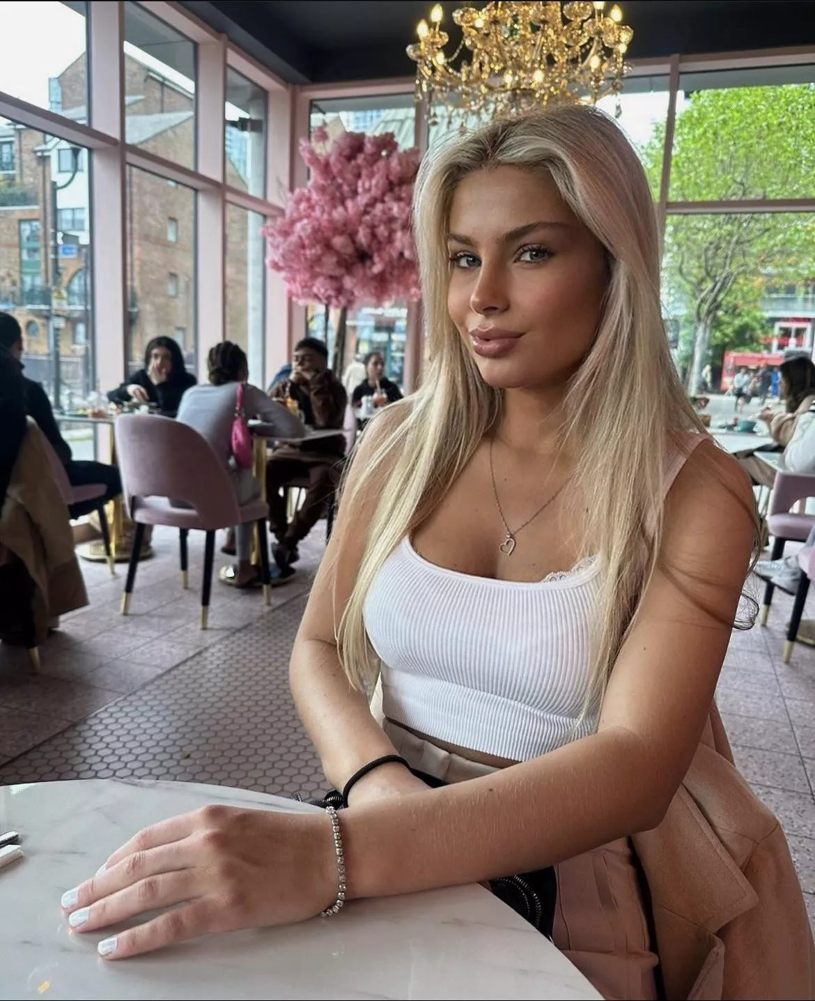 IUTR posted by YY41AJj6