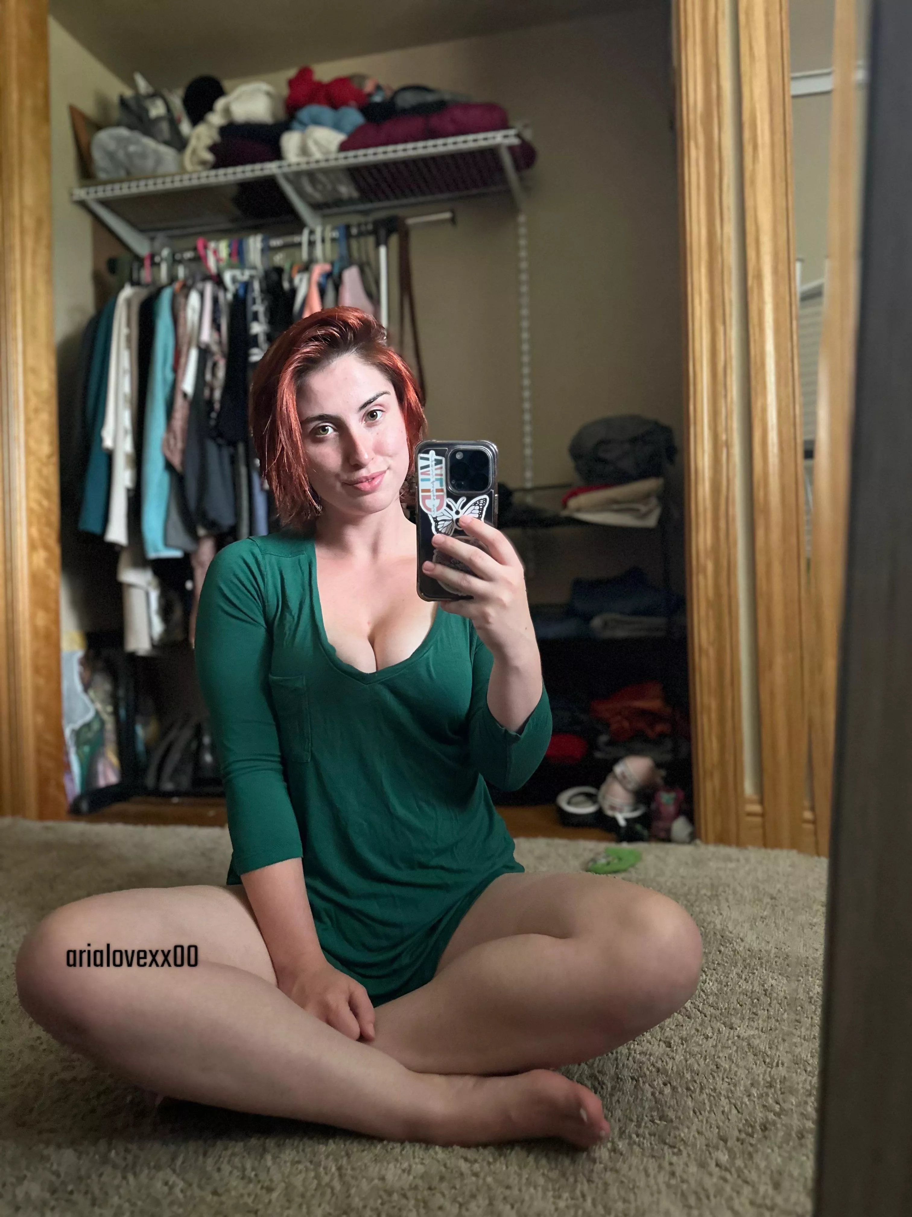 Let’s play video games and unwind after work today(f) posted by arialovexx00