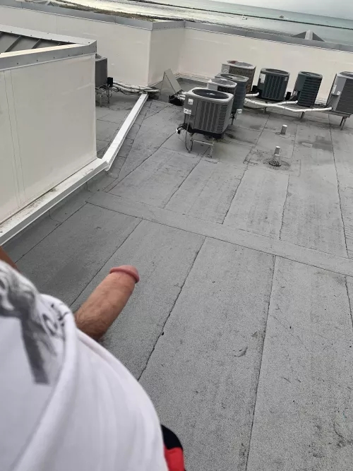 look at the ocean!m20 dm me! by Rmc2500