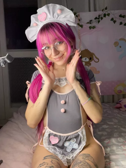 Lovely maid by me (Lanalova) by Lanauntouchable