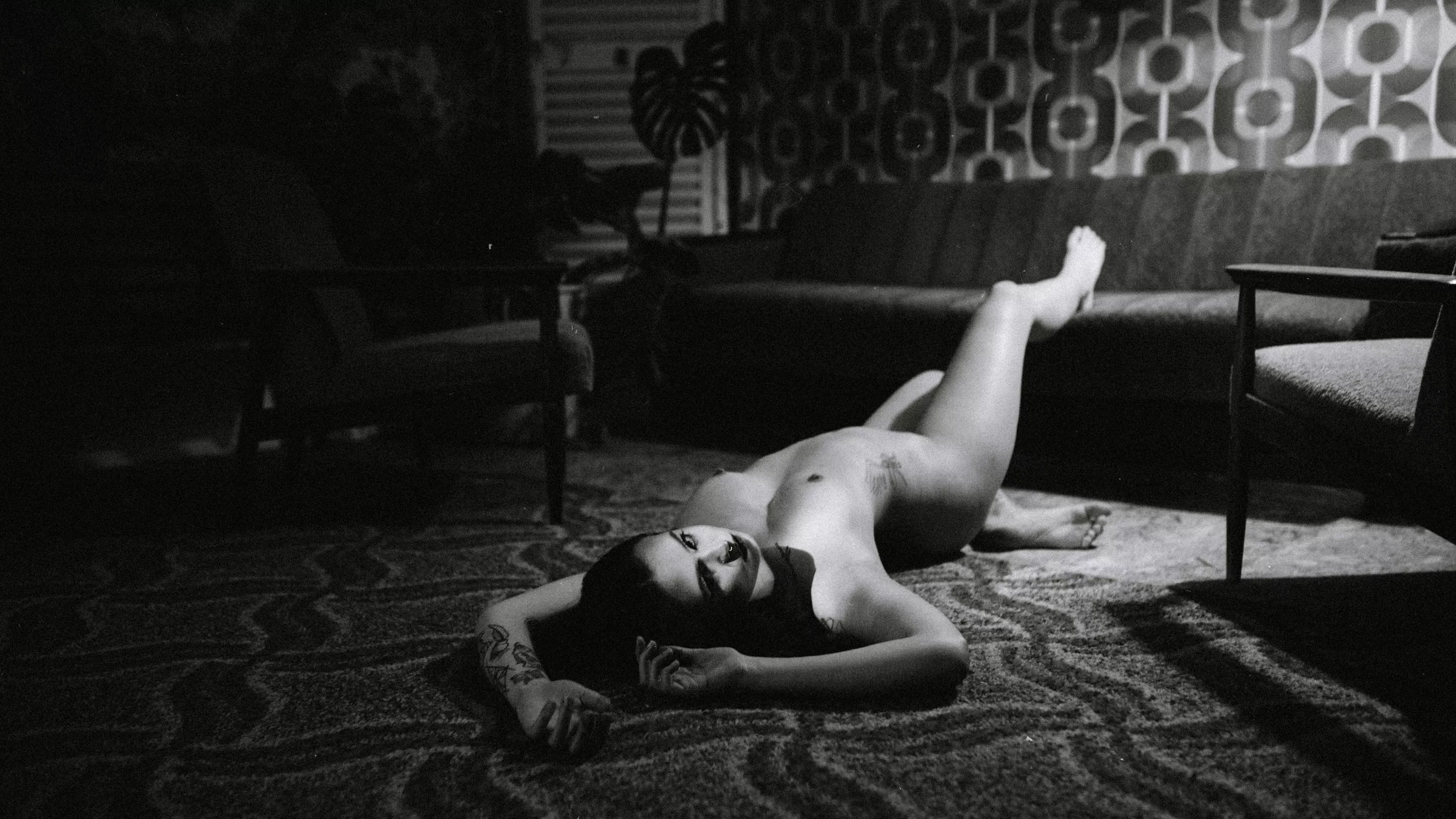 On the floor... posted by darkindigori