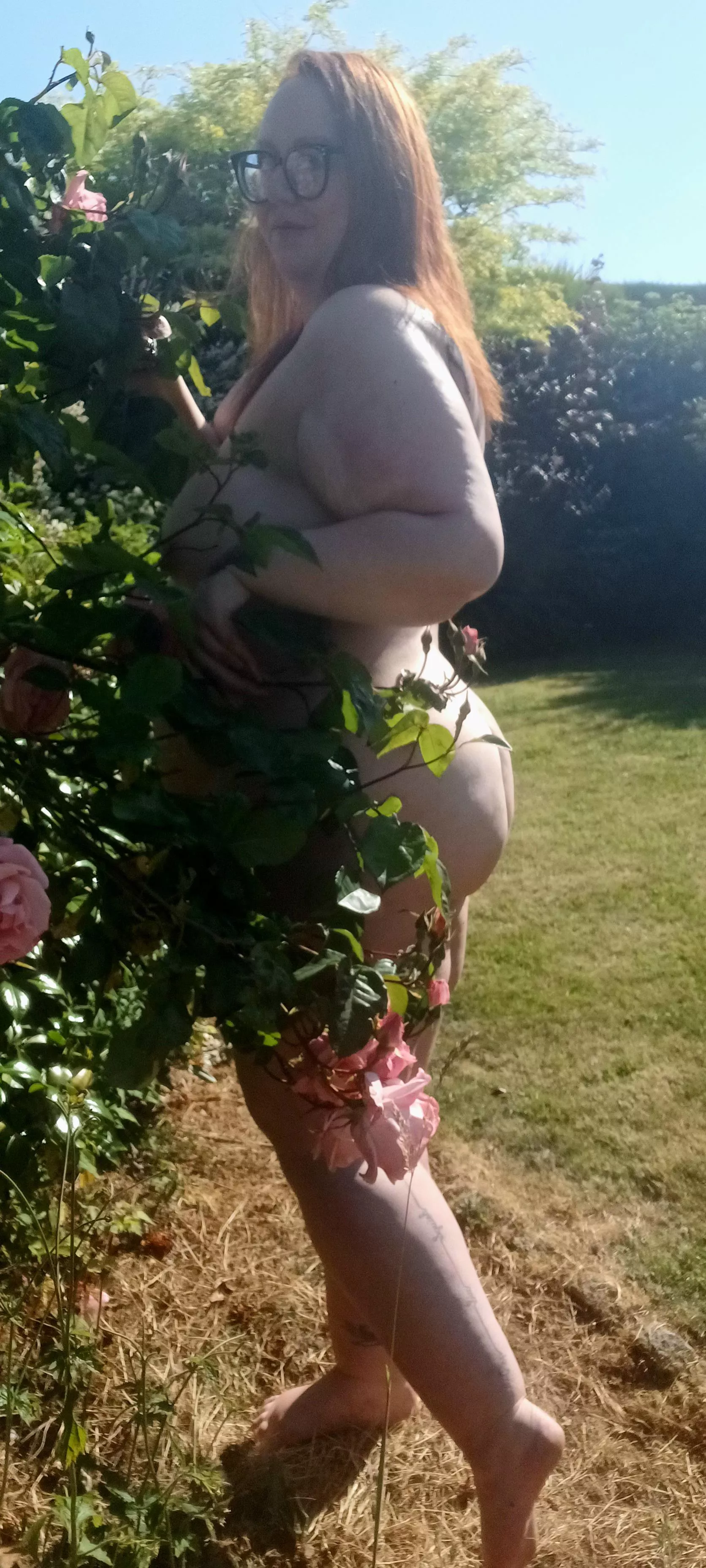 Pluck my green fingered, redheaded petals. posted by Feliciadeliciabbw