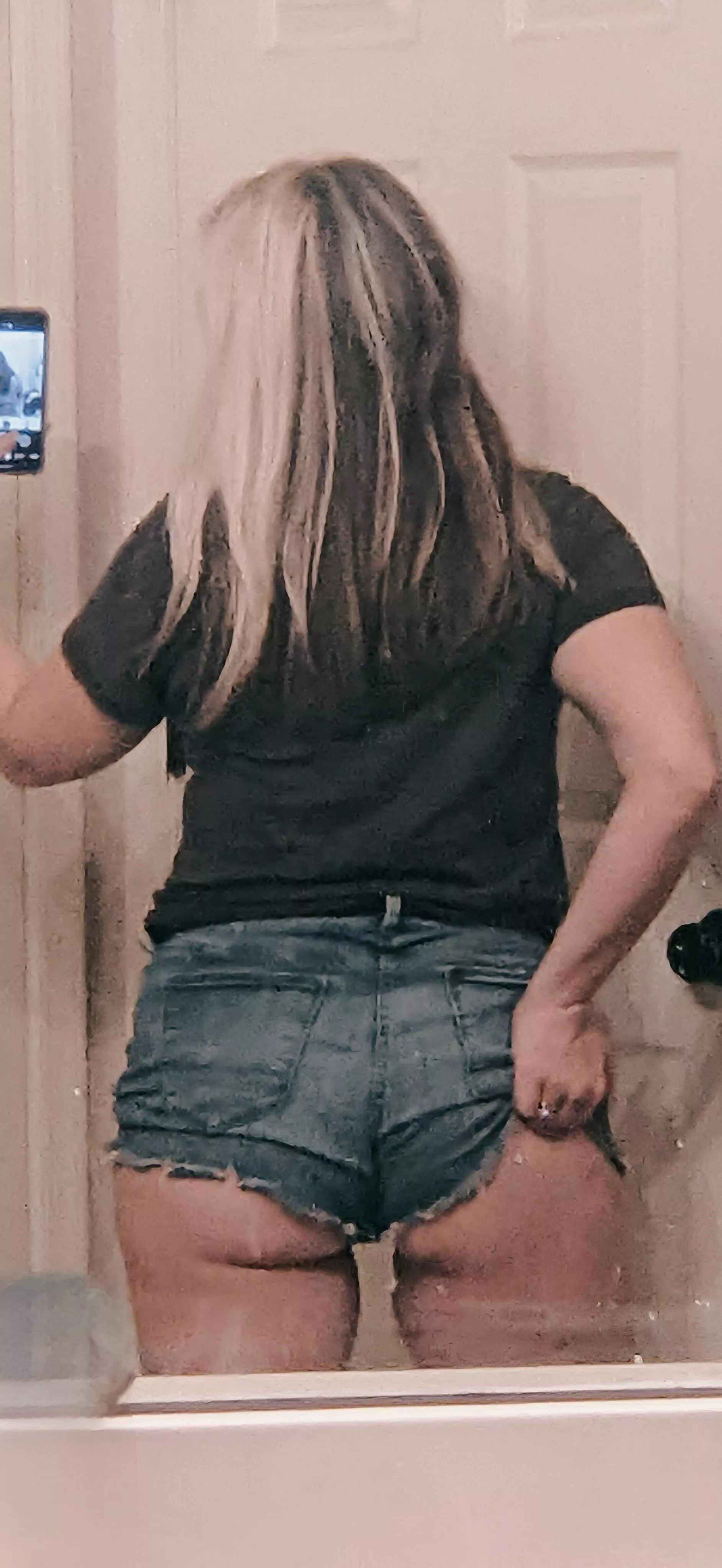 Sending a quick mirror shot of my daisy dukes to a potential threesome candidate posted by Coldbrew1255