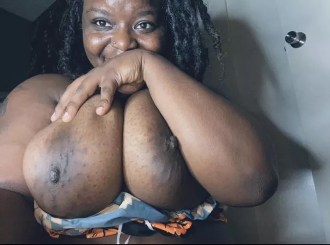 Tell me how you’d use me by ebonyxrated