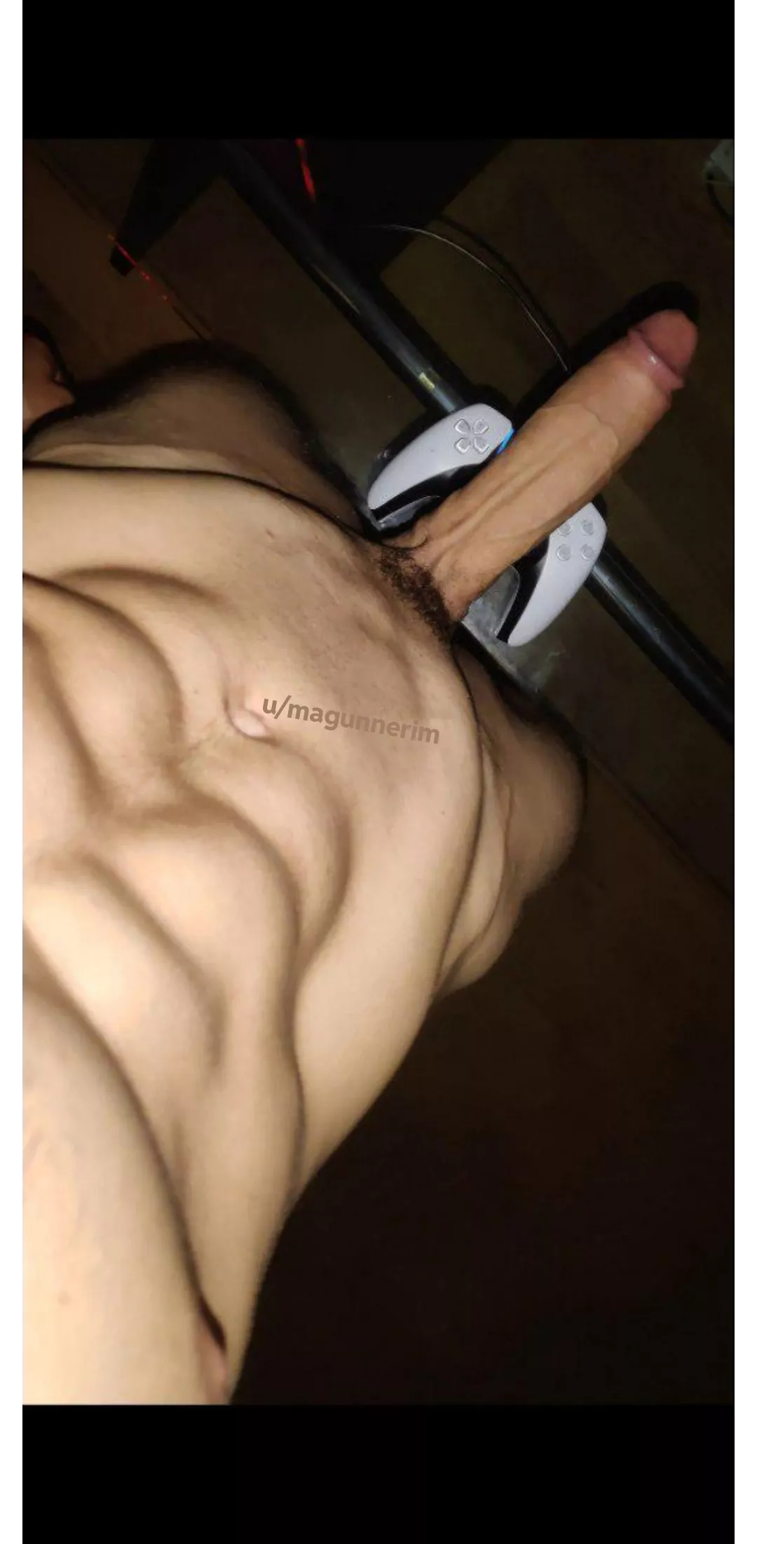 the controller suddenly looks so tiny.. who likes it thick and veiny? posted by magunnerim