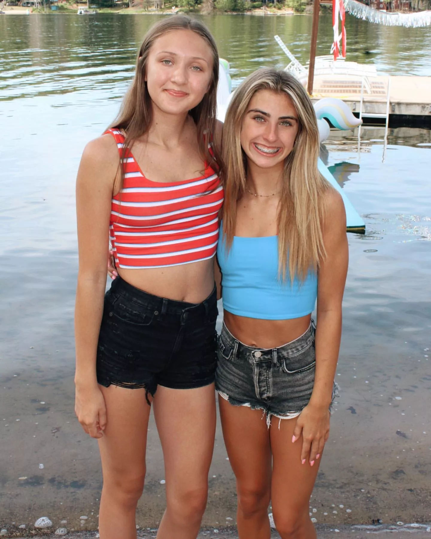 Tight posted by howiemunson254