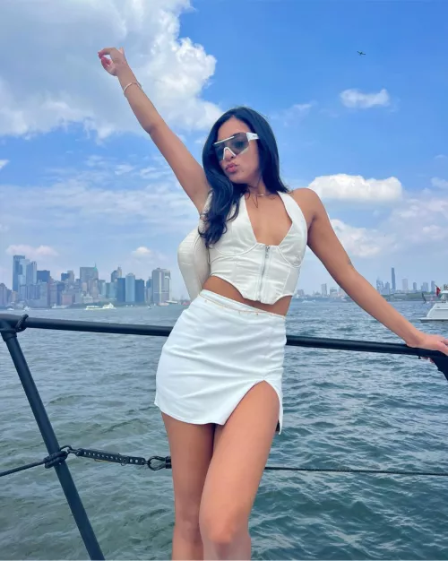 Tight white skirt by Loose_Distribution21