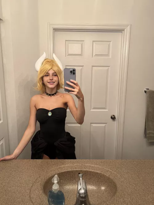 whatcha think? by CarolynZambrano