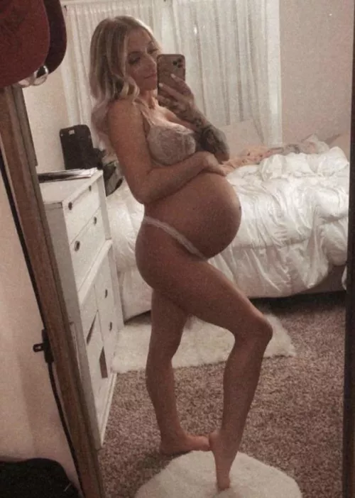 Who likes my big preggo belly? by Relative_Test1468