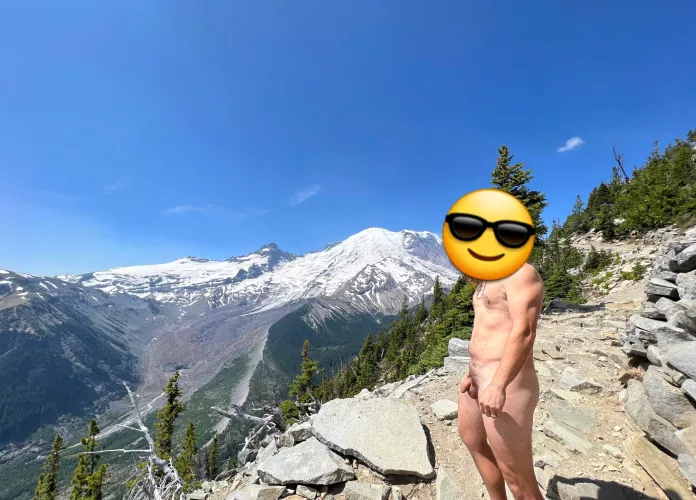 7 miles into a 9 mile hike and I needed to stop for a quick picture by awestoncpl93