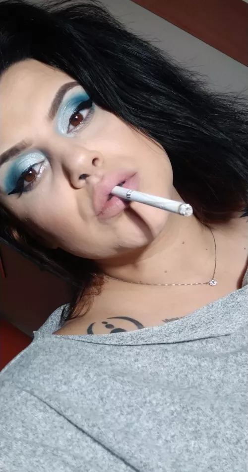 Deep inhales&Dangles by giahoney