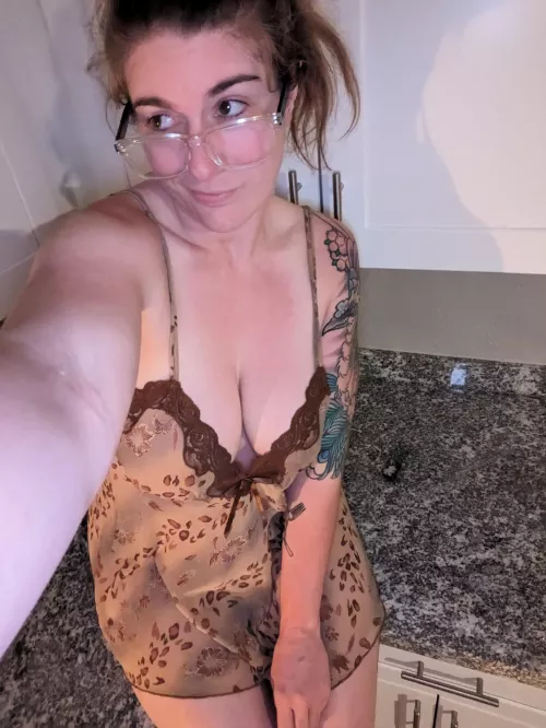 Dirty things happened on this counter... I'll let you decide what 😏 by ChickyRedCheeks