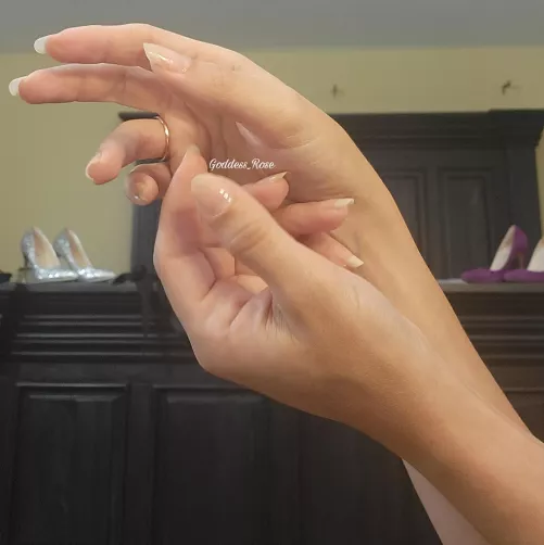 First post here...always thought I had nice hands by Goddess_RoseSM