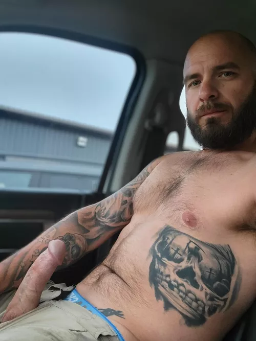 Gonna to be hot, hope you don't mind a little sweat...😈 by Urnextdoorneighbors