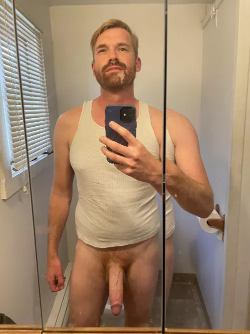 Good morning 😏 by ecosexualman