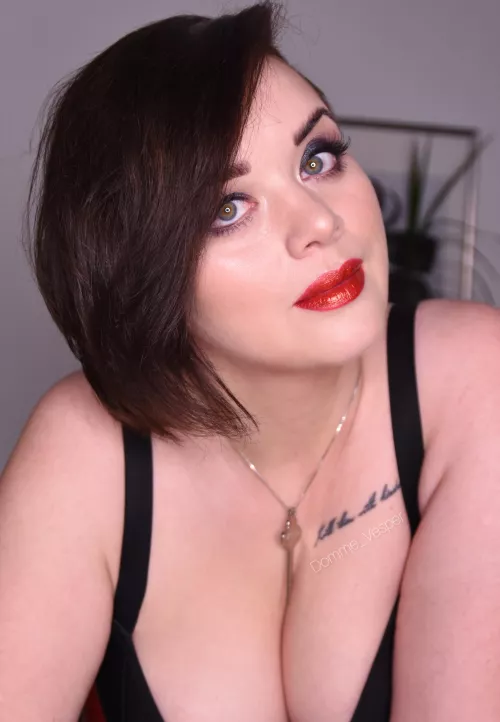 Hello there by Domme_Vesper