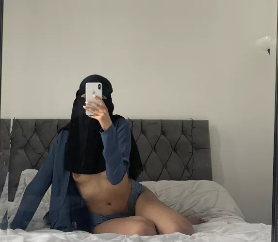 I need a white man to bleach my paki bloodline 😩🤍✨ by ForbiddenLina